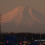 国道4号線から見える大きい赤富士　2014.12．22　栃木県小山市